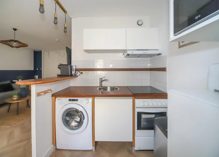 T2 Prestance Proche Parking Apartment